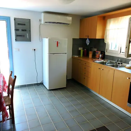 Lefkadio Studio Apartment *